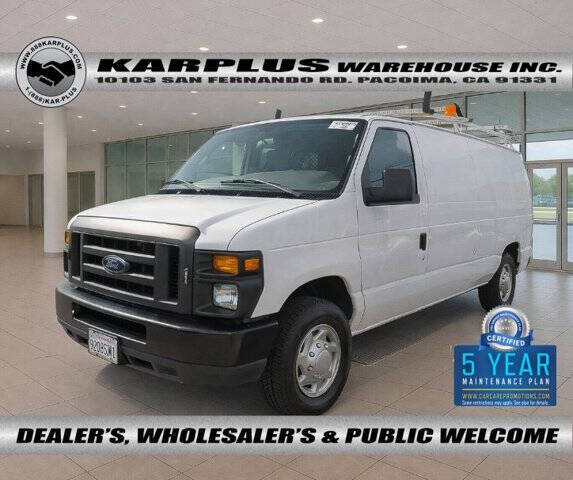 2013 Ford E-Series Econoline Van Commercial's photo