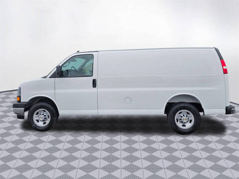 2025 Chevrolet Express 2500