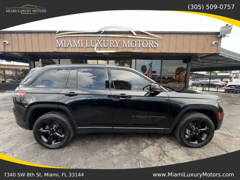 2022 Jeep Grand Cherokee Altitude