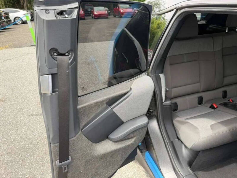 2016 BMW i3