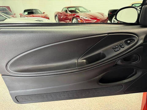 2004 Ford Mustang Mach 1 Premium