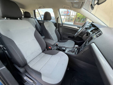 2016 Volkswagen e-Golf SE
