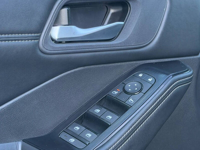 2026 Nissan Rogue SL