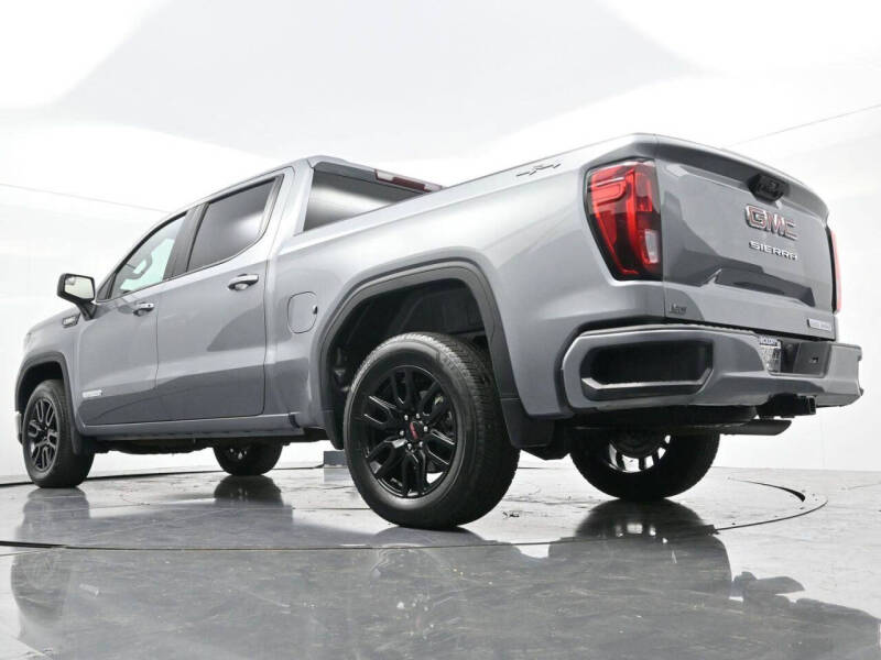 2025 GMC Sierra 1500 Elevation Standard