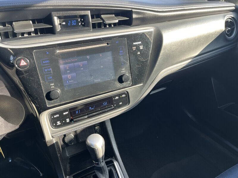 2017 Toyota Corolla SE