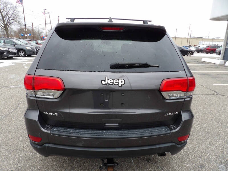 2017 Jeep Grand Cherokee Laredo E