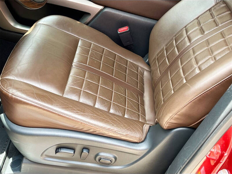 2021 Nissan Titan Platinum Reserve