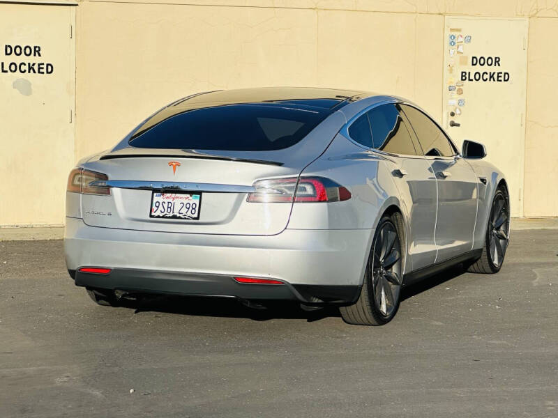 2013 Tesla Model S