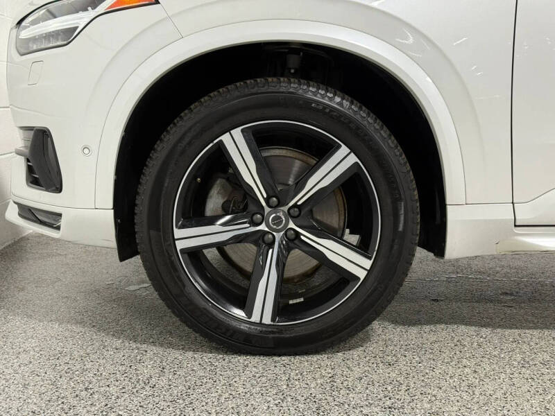 2017 Volvo XC90 T6 R-Design