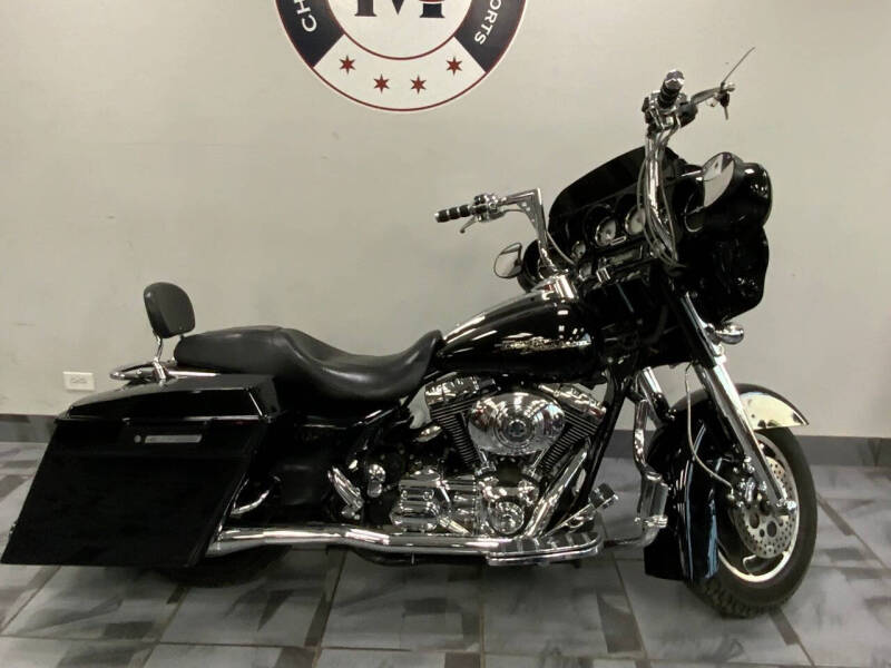 2006 Harley-Davidson FLHXI STREET GLIDE for sale at CHICAGO CYCLES & MOTORSPORTS INC. in Batavia IL