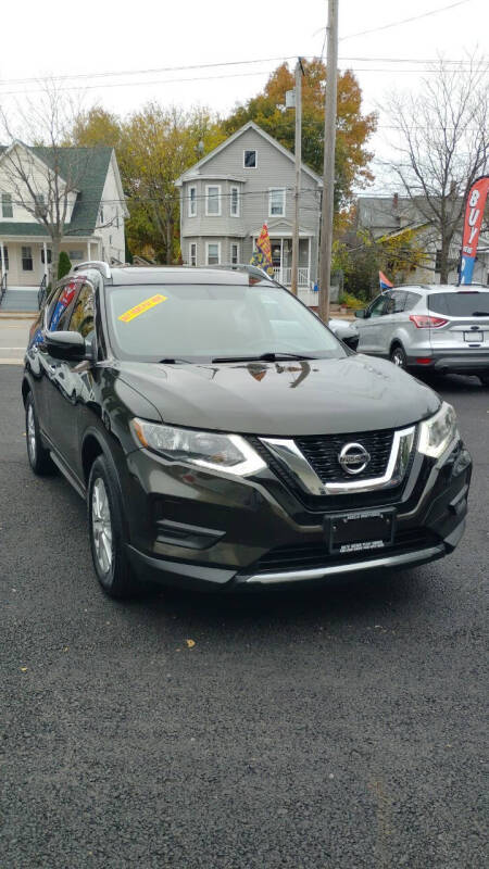 2017 Nissan Rogue SV's photo