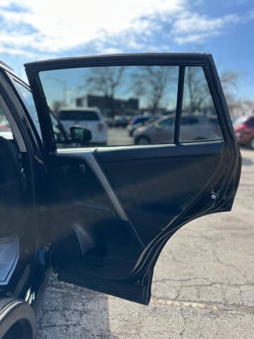 2017 Toyota RAV4 LE
