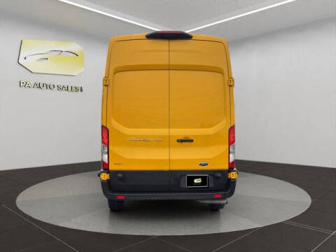 2023 Ford Transit 250