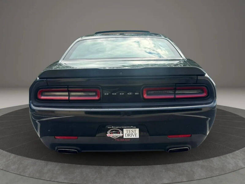 2019 Dodge Challenger SXT