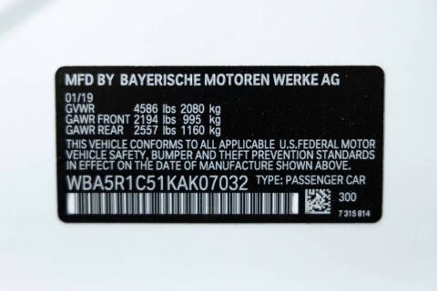 2019 BMW 3 Series 330i