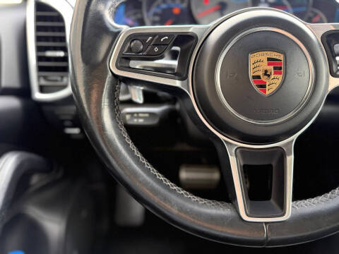 2017 Porsche Cayenne S