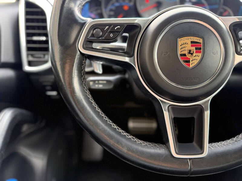 2017 Porsche Cayenne S