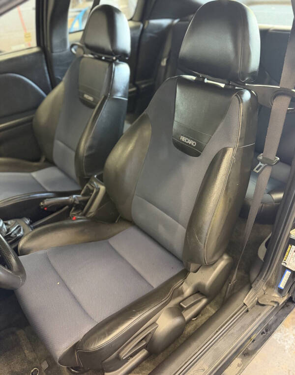 2004 Saturn Ion Red Line