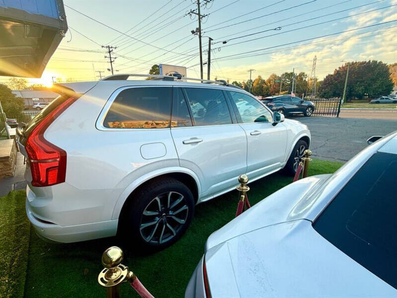 2019 Volvo XC90 T6 Momentum