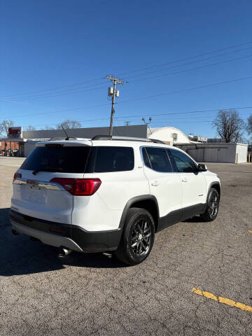 2017 GMC Acadia SLT-1