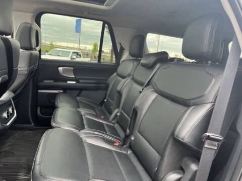 2025 Ford Expedition Platinum