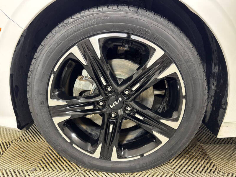 2023 Kia K5