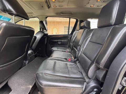 2012 Nissan Armada SV