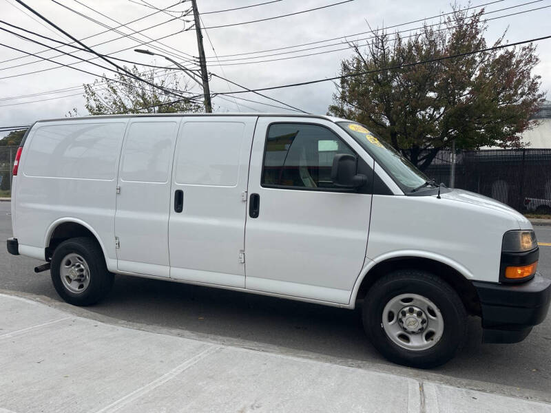 2020 Chevrolet Express 2500