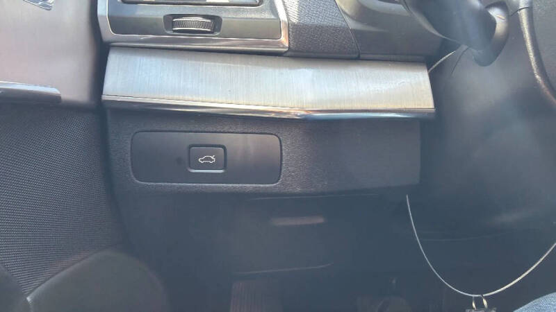 2023 Volvo XC90 B5 Core