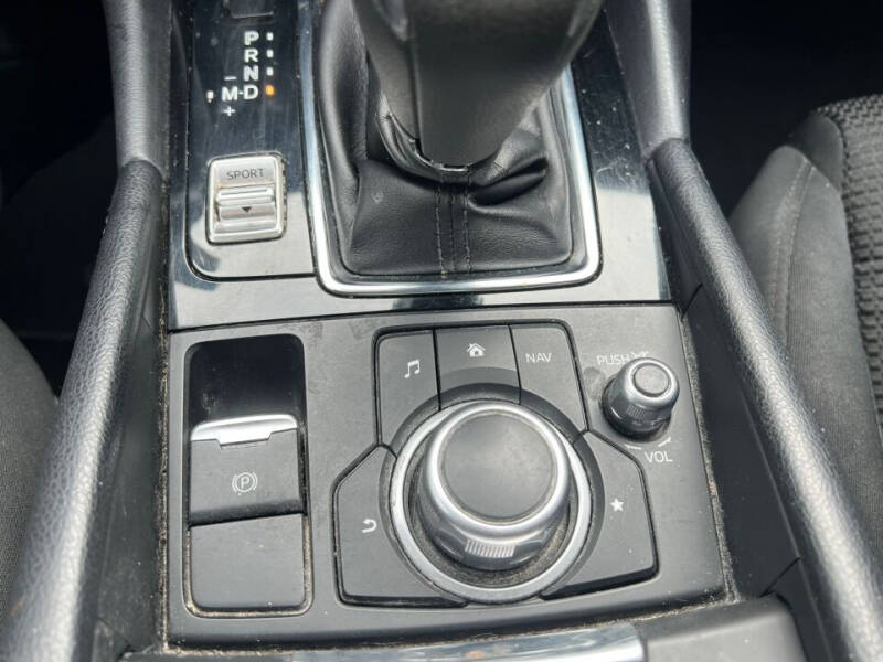 2017 Mazda MAZDA3 Sport