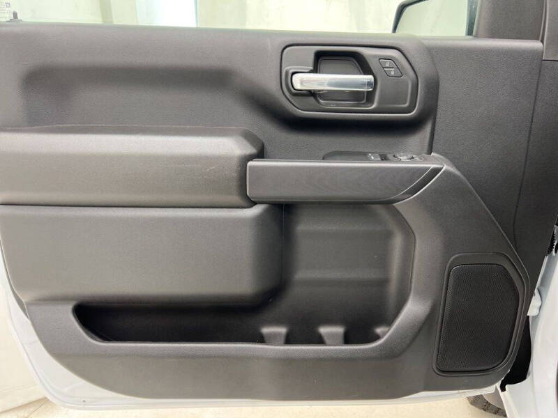 2025 GMC Sierra 2500HD Pro