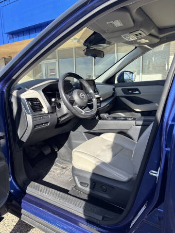 2022 Nissan Rogue SV