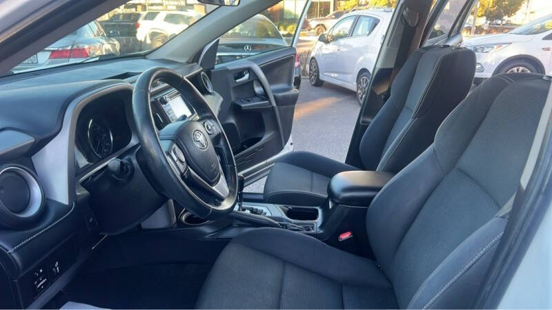 2016 Toyota RAV4 XLE