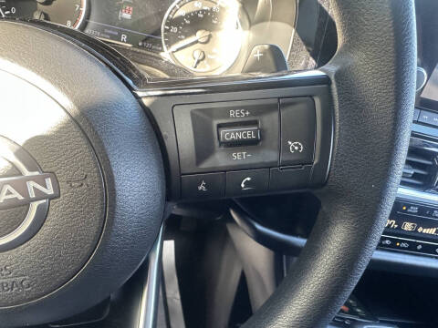 2022 Nissan Pathfinder S