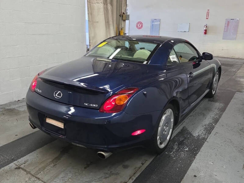 2003 Lexus SC 430