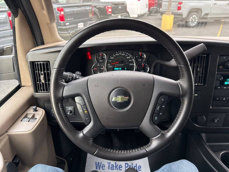 2023 Chevrolet Express 2500