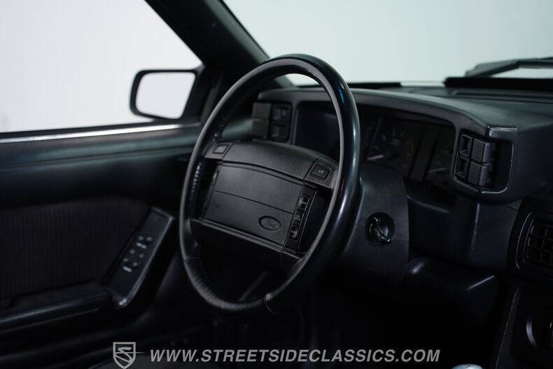 1990 Ford Mustang LX 5.0