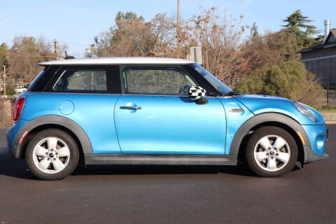 2016 MINI Hardtop 2 Door Cooper