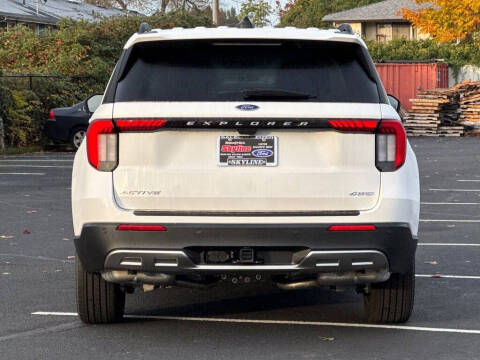 2025 Ford Explorer Active