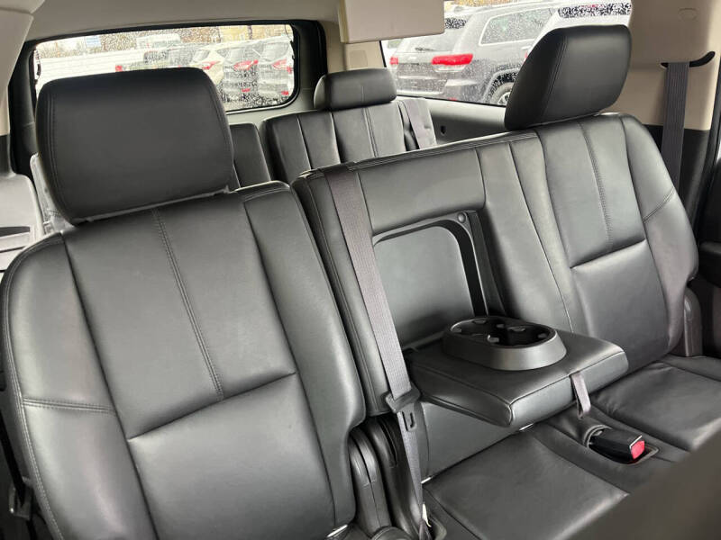 2012 Chevrolet Suburban LT