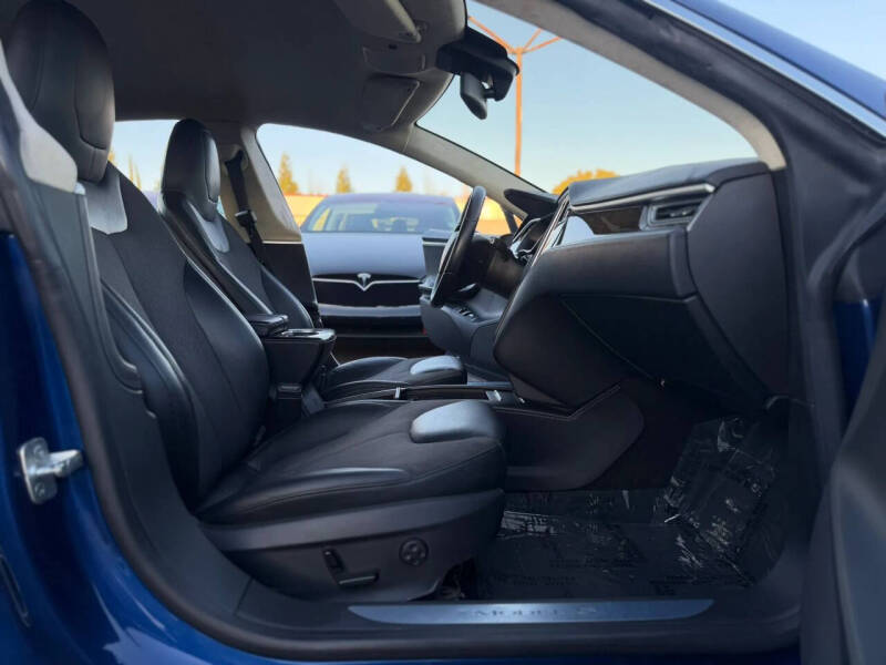 2016 Tesla Model S