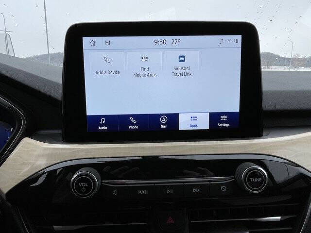 2022 Ford Escape Titanium