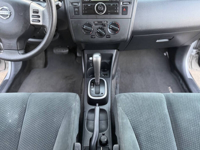 2011 Nissan Versa 1.8 S