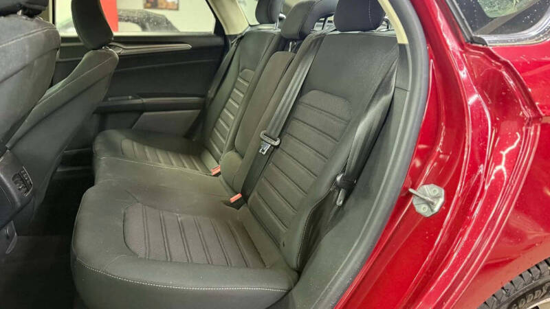 2020 Ford Fusion Hybrid SE