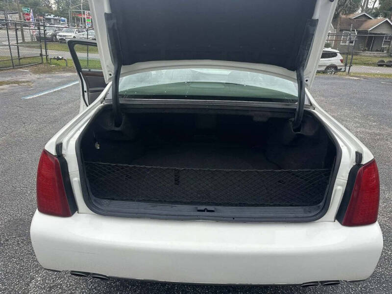 2004 Cadillac DeVille