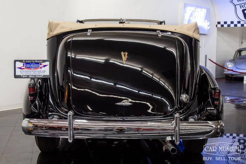 1937 Cadillac Series 85