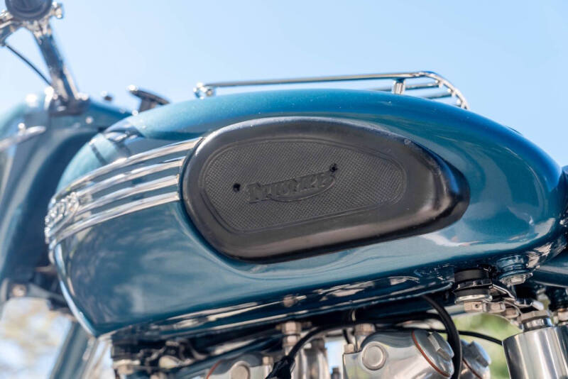 1952 Triumph Thunderbird