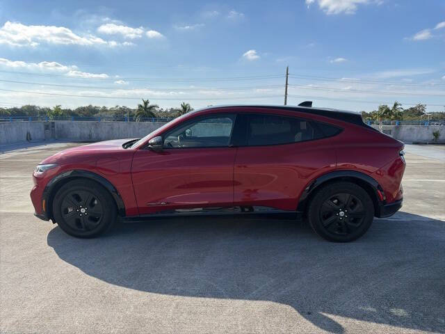 2022 Ford Mustang Mach-E California Route 1