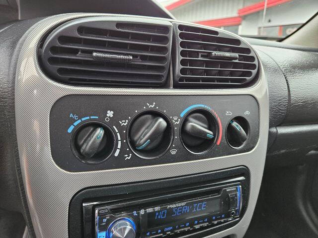 2005 Dodge Neon SXT