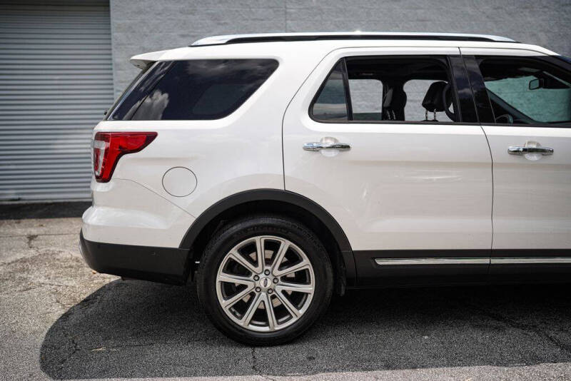 2017 Ford Explorer Limited